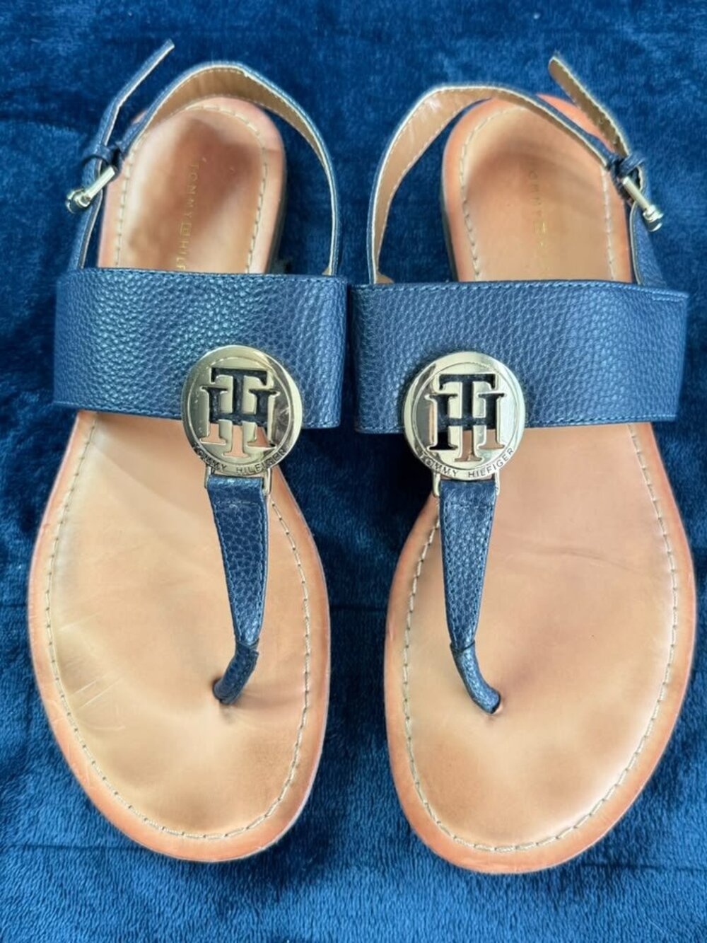 Tommy Hilfiger T-Strap Slingback Thong Flat Sandals Blue Gold TH Metal Logo 7.5M